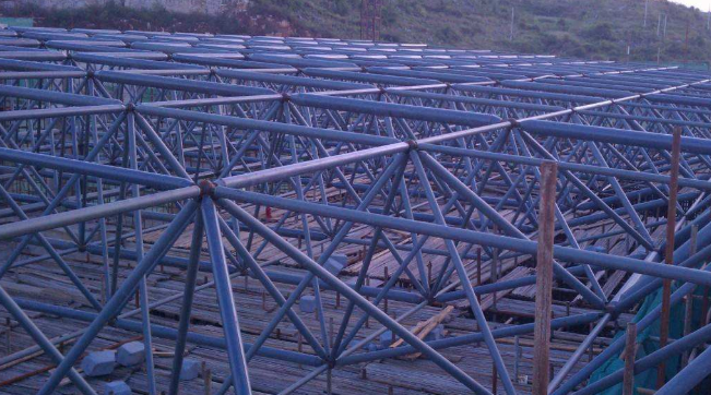 闵行概述网架加工中对钢材的质量的过细恳求